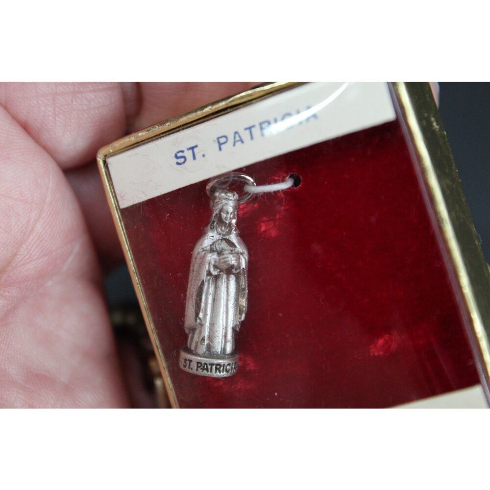Vintage Creed Sterling Silver Saint Patricia Medal Pendant Charm in Box Catholic